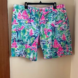 Lilly Pulitzer men’s shorts, nwt, size 40